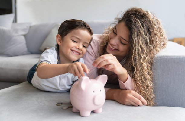 Top Money-Saving Tips for Single Parents