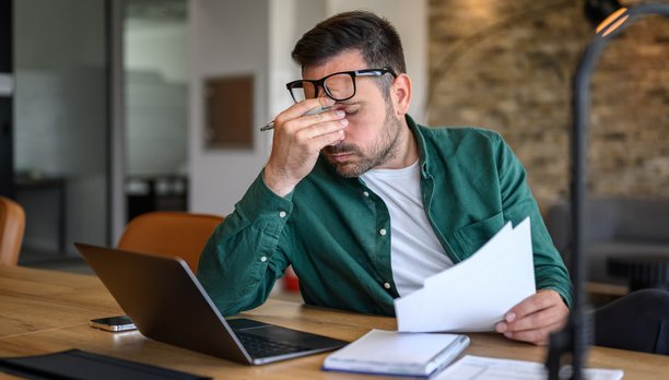 young-man-considering-consumer-proposal